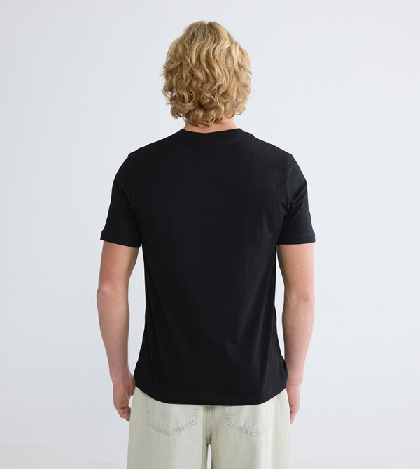 LC Waikiki LC Waikiki - Black Round Neck T-Shirts