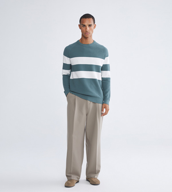 LC Waikiki Clothing - Green Round Neck Sweaters