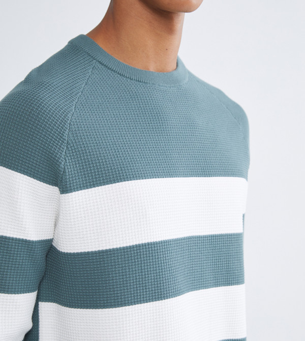 LC Waikiki Clothing - Green Round Neck Sweaters