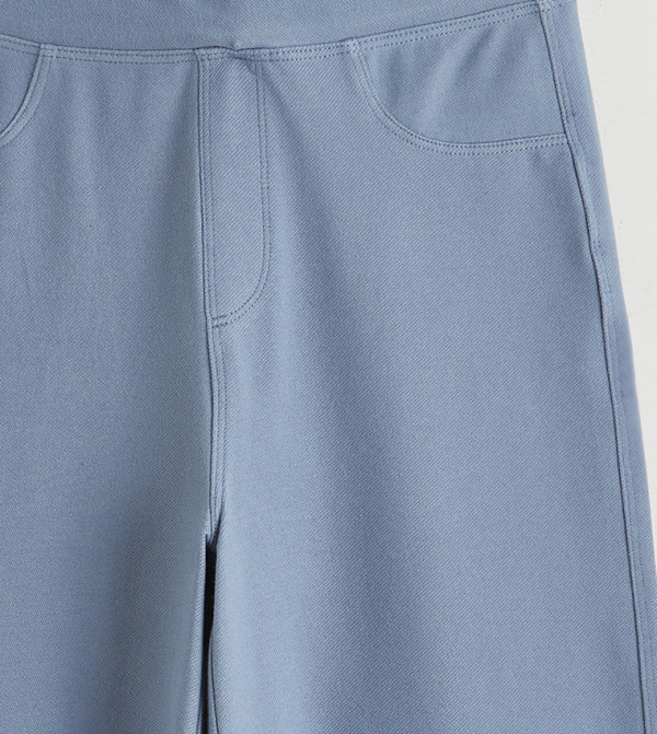 اٍل سي واي كيكي اٍل سي واي كيكي - أزرق السراويل