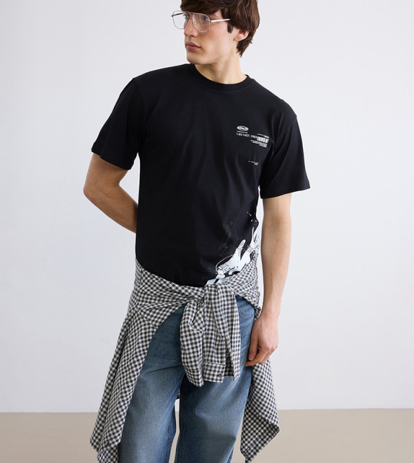 اٍل سي واي كيكي اٍل سي واي كيكي - أسود Round Neck T-Shirts