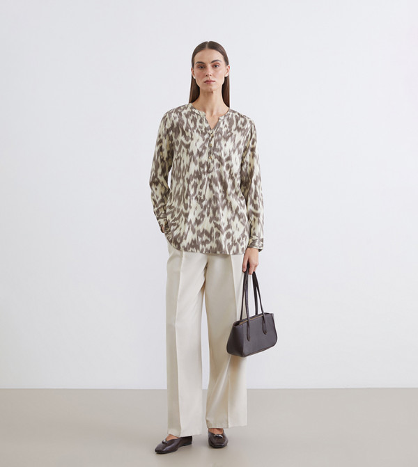 اٍل سي واي كيكي  بلوزات - بني  Casual Tops