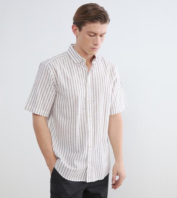 اٍل سي واي كيكي ملابس - بني Short Sleeves