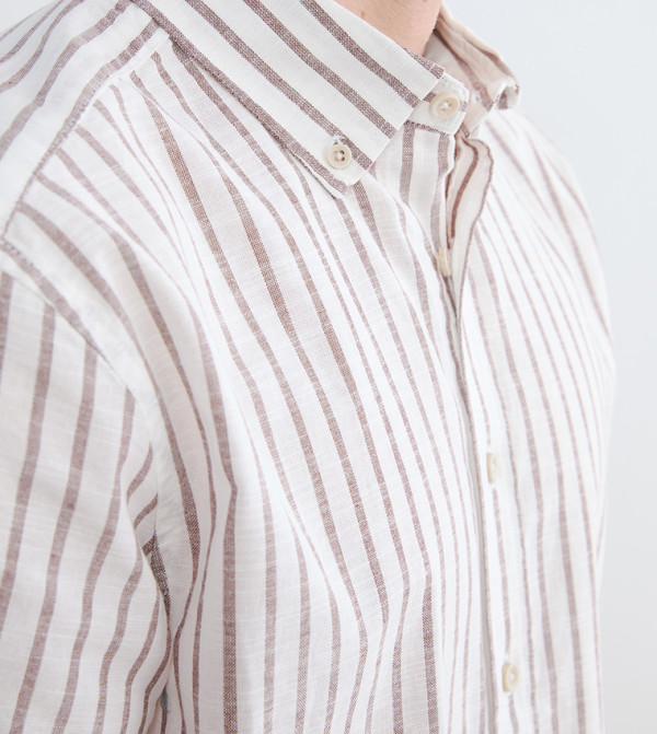 اٍل سي واي كيكي ملابس - بني Short Sleeves