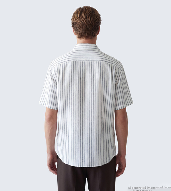 LC Waikiki LC Waikiki - White Short Sleeves