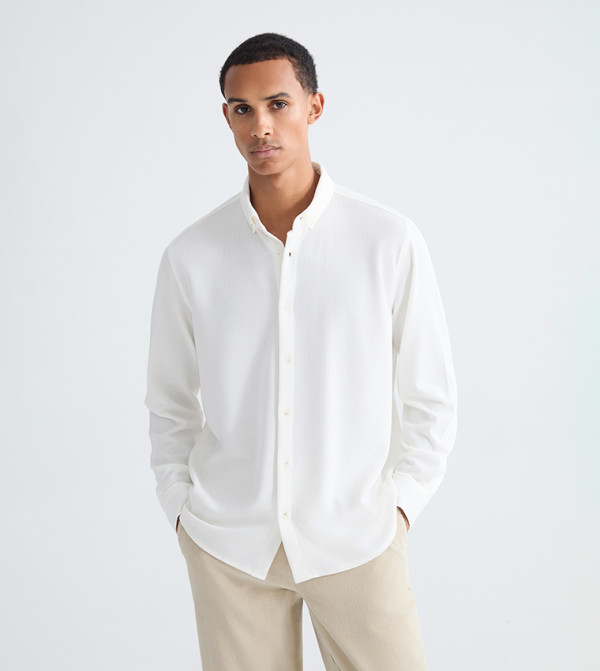 LC Waikiki  Clothing - White Long Sleeves