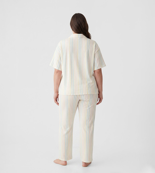 اٍل سي واي كيكي أطقم بيجاما - بيج Pyjama Set