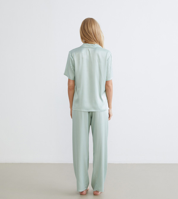 اٍل سي واي كيكي  أطقم بيجاما  - أخضر فاتح Pyjama Set