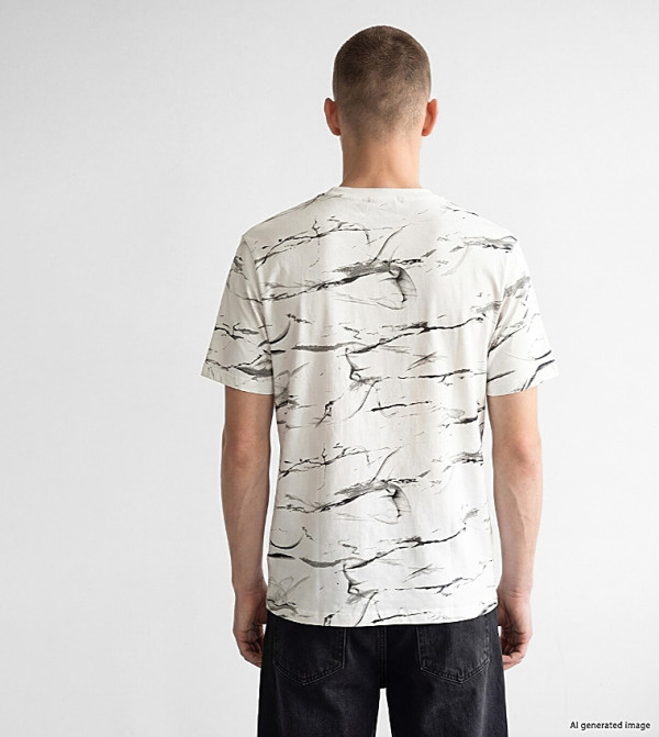 اٍل سي واي كيكي  ملابس - بيج Round Neck T-Shirts