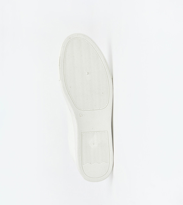 LC Waikiki LC Waikiki - White Low Top