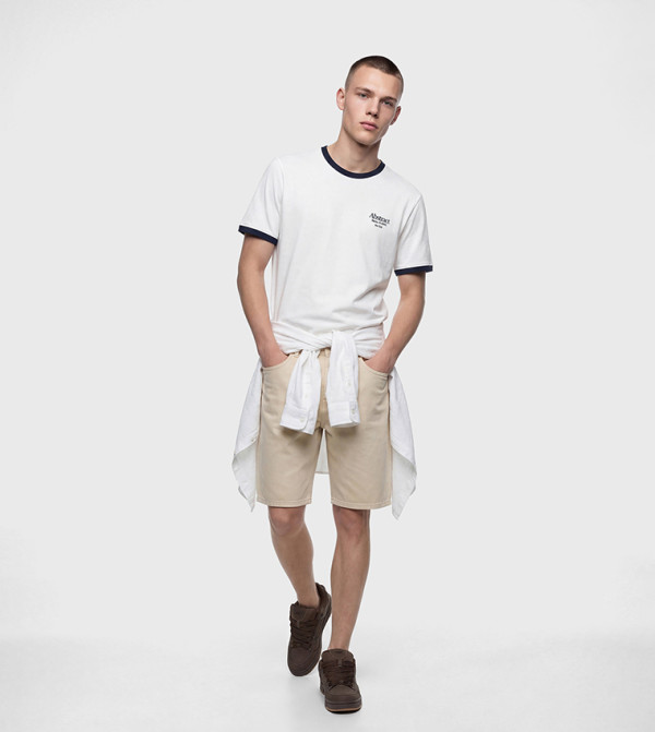 LC Waikiki LC Waikiki - White Round Neck T-Shirts