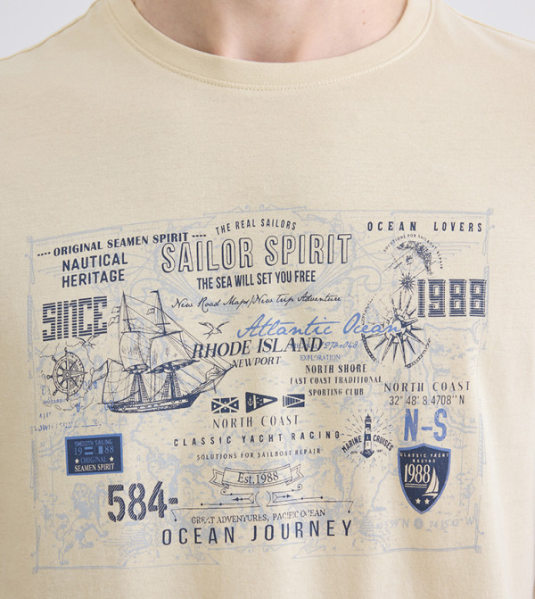 LC Waikiki - Yellow Round Neck T-Shirts