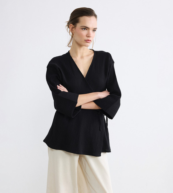 اٍل سي واي كيكي اٍل سي واي كيكي - أسود Casual Tops