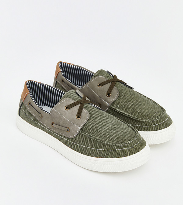 LC Waikiki LC Waikiki - Khaki Casual Slip-On's