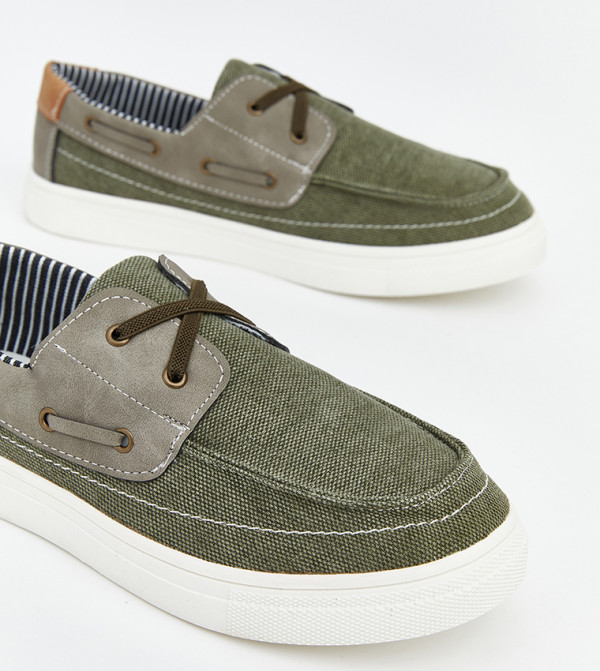 LC Waikiki LC Waikiki - Khaki Casual Slip-On's