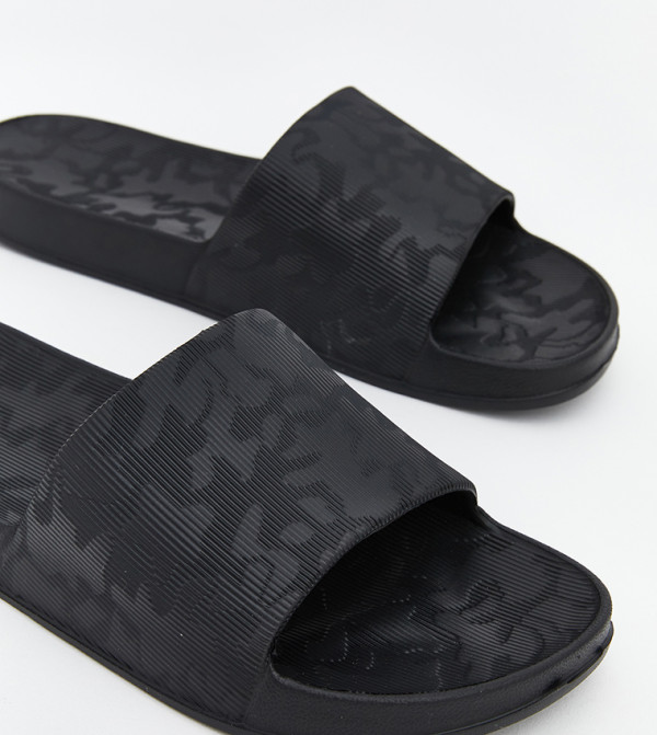 LC Waikiki  Flip flops and Slides - BLACK Slides
