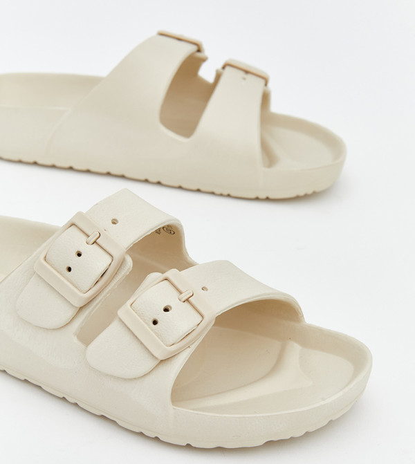 LC Waikiki LC Waikiki - Beige Flat Sandals