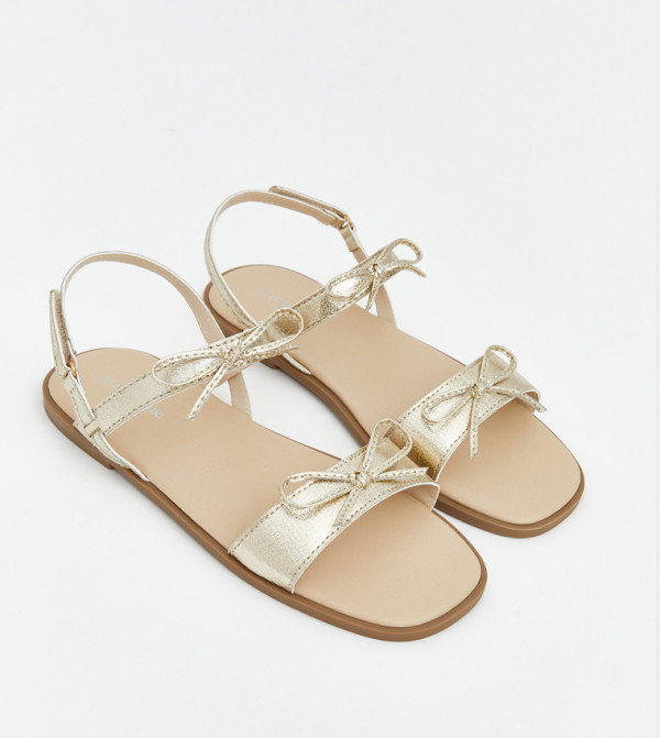 اٍل سي واي كيكي  أحذية فلات - ذهبي Flat Sandals