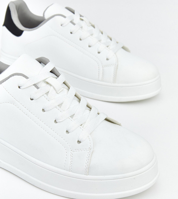 LC Waikiki LC Waikiki - White Low Top