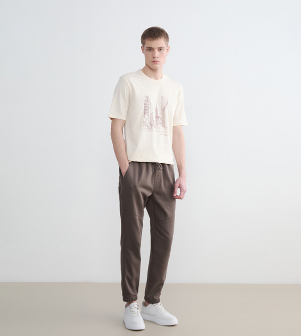 اٍل سي واي كيكي  تيشيرتات كاجوال - كريمي  Round Neck T-Shirts