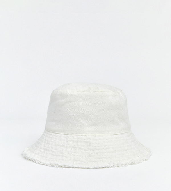 اٍل سي واي كيكي  قبعة دلو - أبيض Bucket Hats