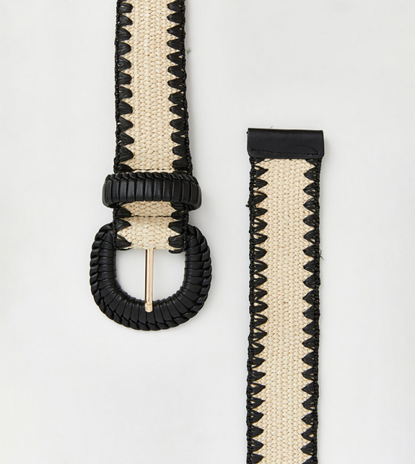 اٍل سي واي كيكي  أحزمة - كريمي  Non Leather Belts