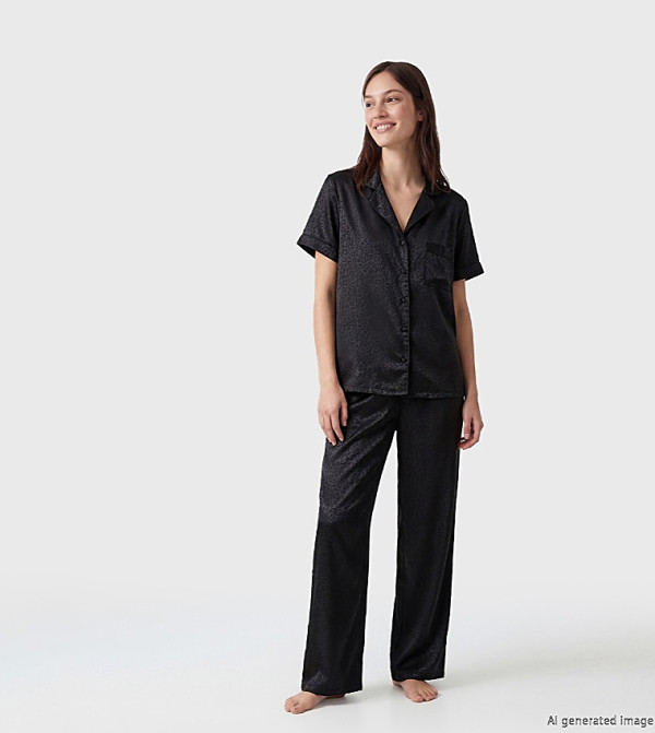 اٍل سي واي كيكي أطقم بيجاما - أسود Pyjama Set