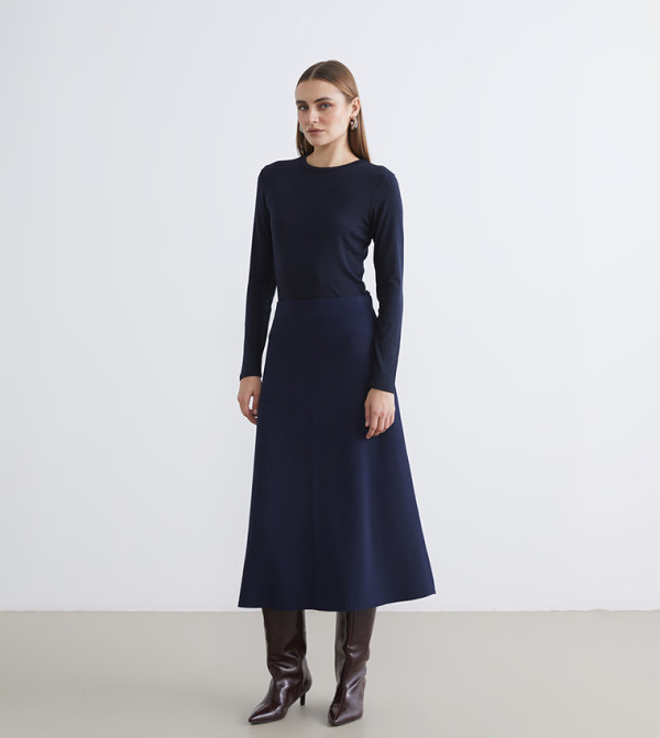 اٍل سي واي كيكي  تنانير ميدي - كحلي Midi Skirts