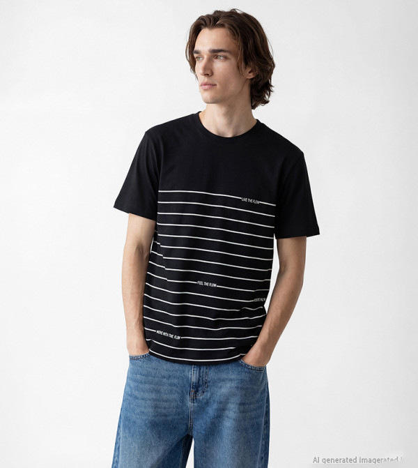 اٍل سي واي كيكي  تيشيرتات بياقة دائرية  - أسود Round Neck T-Shirts