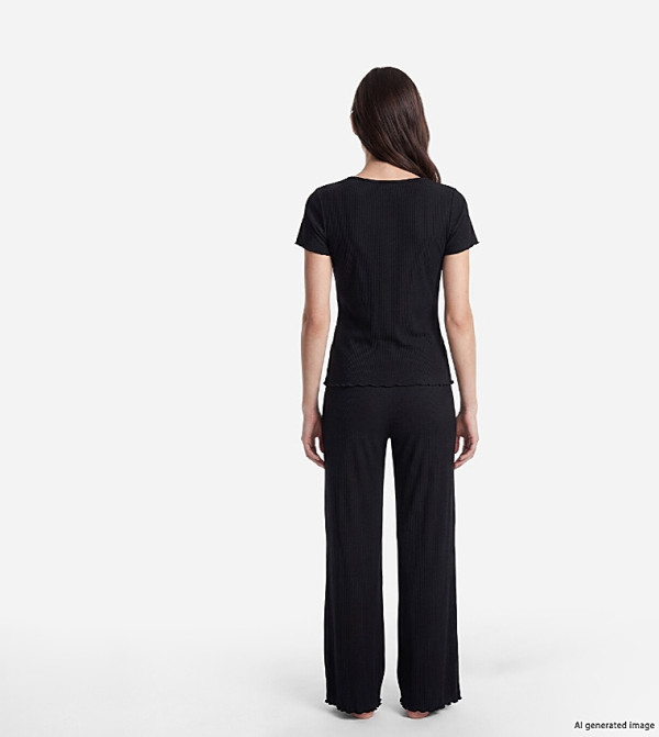 اٍل سي واي كيكي أطقم بيجاما - أسود Pyjama Set