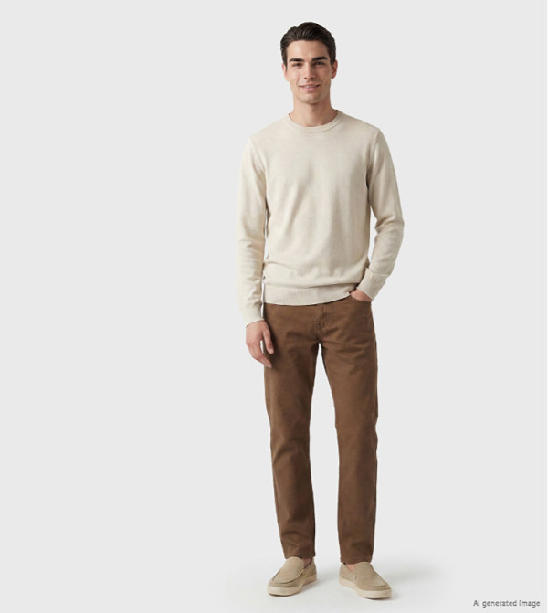 اٍل سي واي كيكي  كنزة - كريمي  Round Neck Sweaters