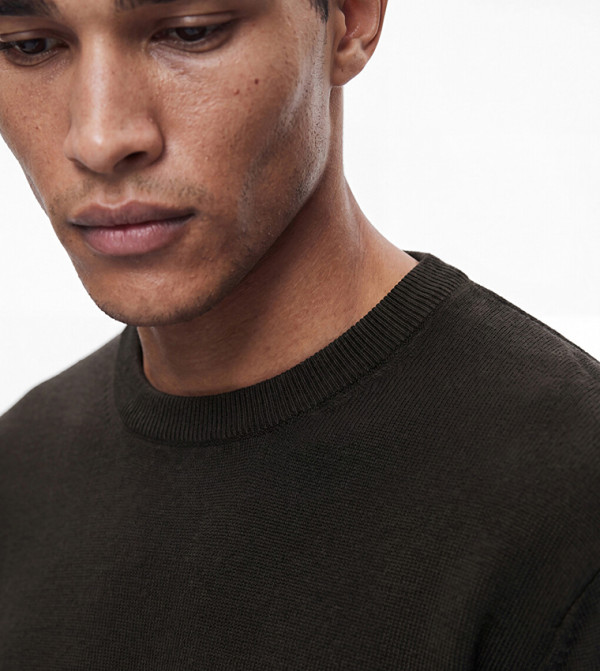 اٍل سي واي كيكي  كنزة - بني  Round Neck Sweaters