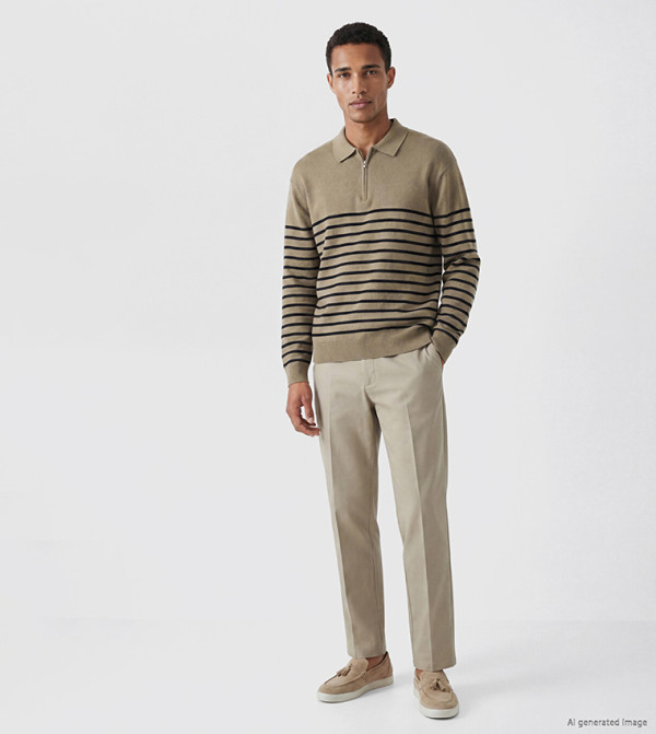 اٍل سي واي كيكي  كنزة - بيج Round Neck Sweaters