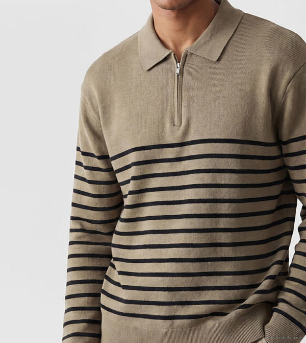 اٍل سي واي كيكي  كنزة - بيج Round Neck Sweaters
