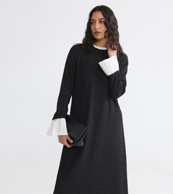 اٍل سي واي كيكي  فساتين ميدي  - أسود Midi Dresses