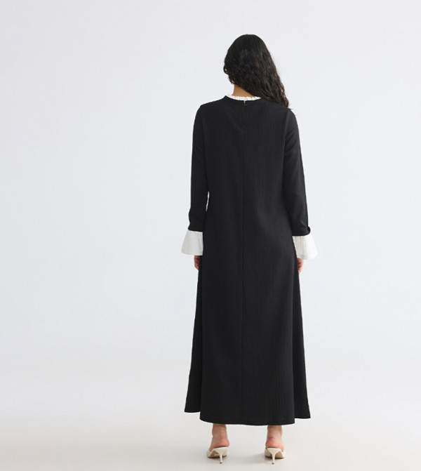 اٍل سي واي كيكي  فساتين ميدي  - أسود Midi Dresses