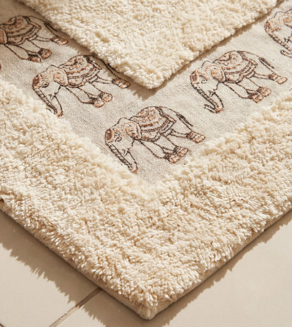 LC Waikiki  Bathmats & Curtains - Cream Bathmats & Curtains