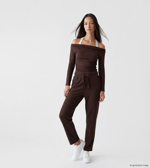 اٍل سي واي كيكي  بناطيل رياضية - بني  Sweatpants