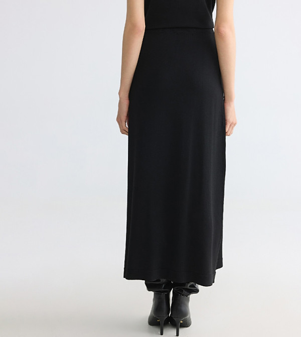 اٍل سي واي كيكي  تنانير طويلة - أسود Maxi Skirts