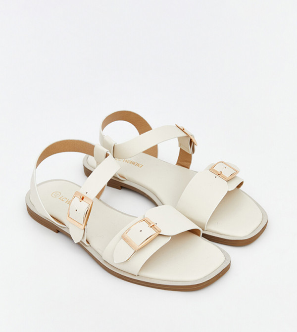 اٍل سي واي كيكي اٍل سي واي كيكي - أوف وايت Flat Sandals