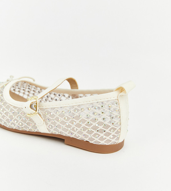 LC Waikiki  Casual Shoes - Ecru Casual Shoes