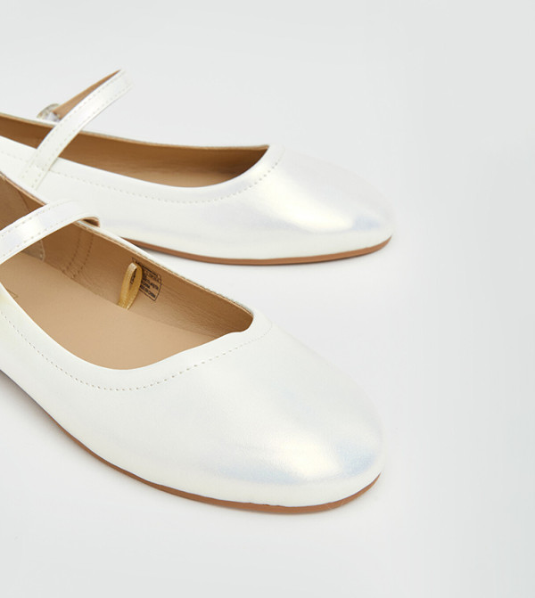 LC Waikiki  Casual Shoes - White Casual Shoes