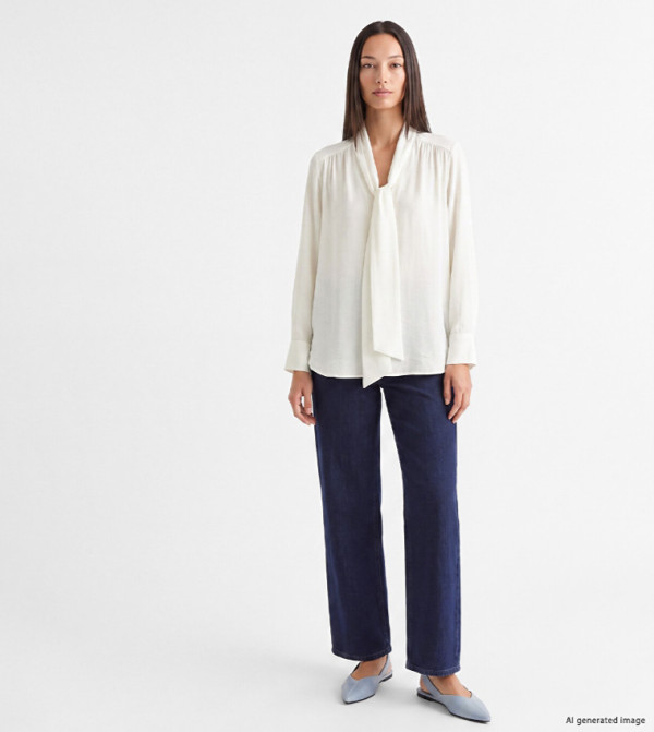 اٍل سي واي كيكي توبات كاجوال - أوف وايت Casual Tops