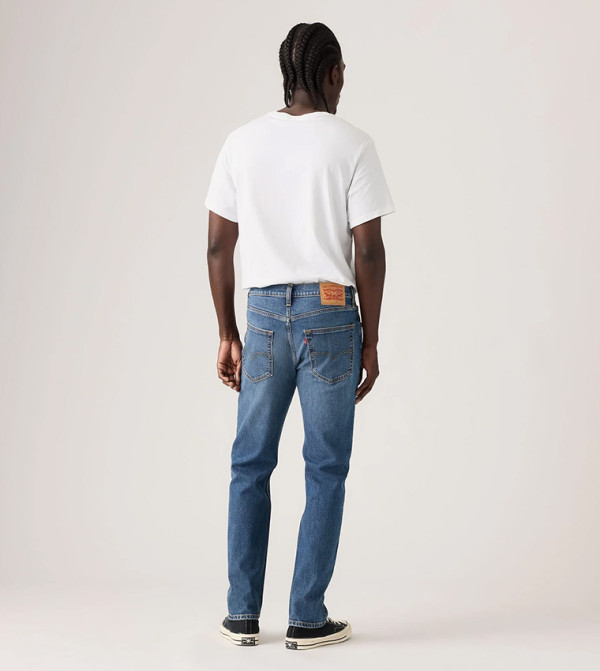 ليفايز  جينزات قصة قصيرة  - أزرق Tapered Jeans