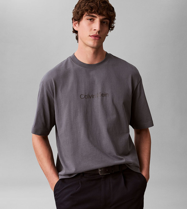 كالفين كلاين كالفين كلاين - فحمي Round Neck T-Shirts