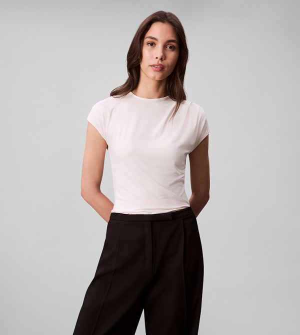 كالفين كلاين كالفين كلاين - بيج Casual Tops