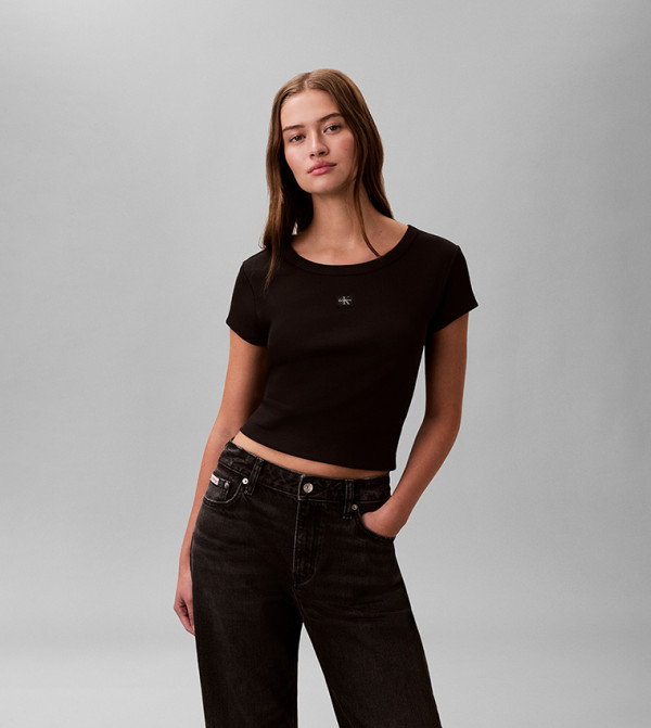 كالفين كلاين كالفين كلاين - أسود Short Sleeve T-Shirts