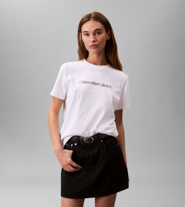 كالفين كلاين  تيشيرتات  كم قصير  - أبيض Short Sleeve T-Shirts
