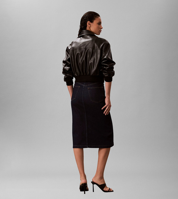 كالفين كلاين  تنانير - كحلي Midi Skirts
