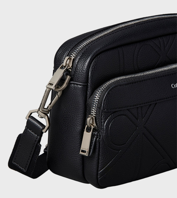 كالفين كلاين كالفين كلاين - أسود Cross Body & Sling Bags
